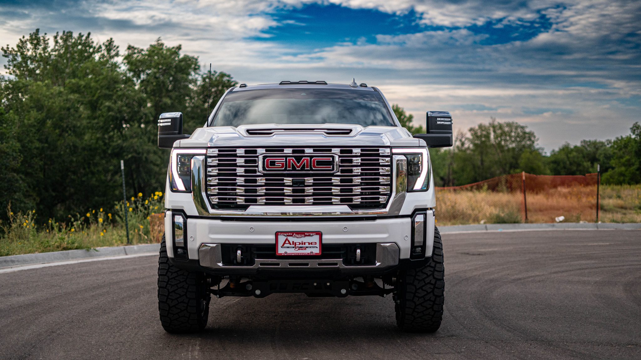 Lifted 2024 GMC Sierra 2500HD Denali Soco Customs & Complete Auto Repair